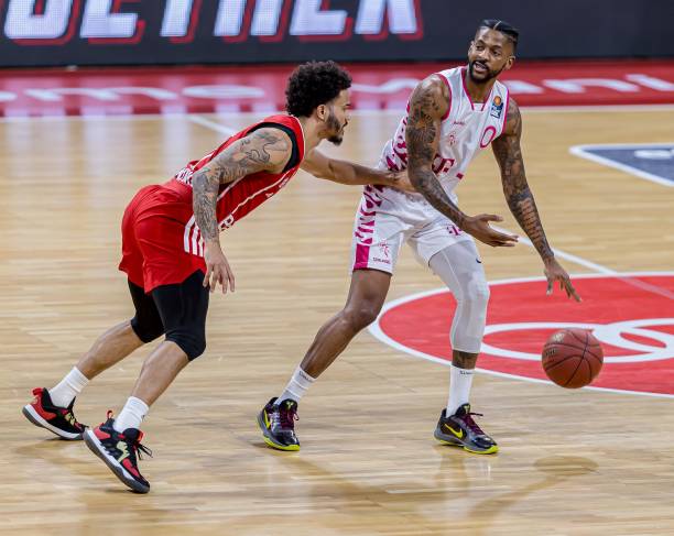 战术在面对 战术在面对