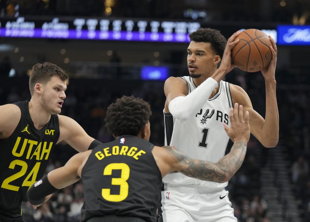 充满变数的 充满变数的